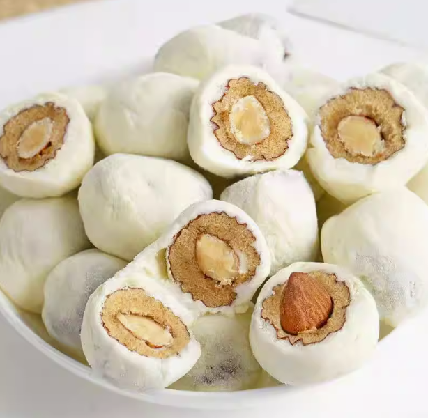 Milk-Stuffed Red Dates