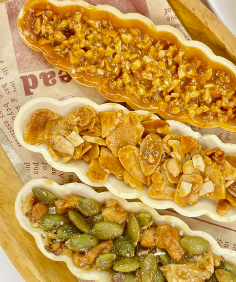 Glutinous Rice Boat – A Tender Voyage of Flavor