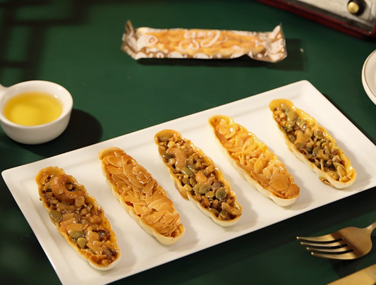 Glutinous Rice Boat – A Tender Voyage of Flavor
